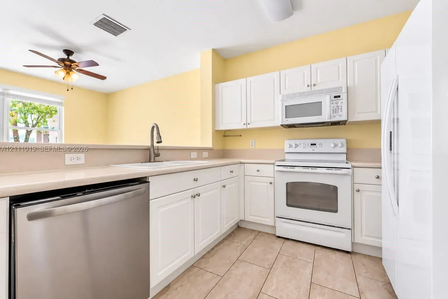 230 SE 29th Ave # 1, Homestead FL 33033