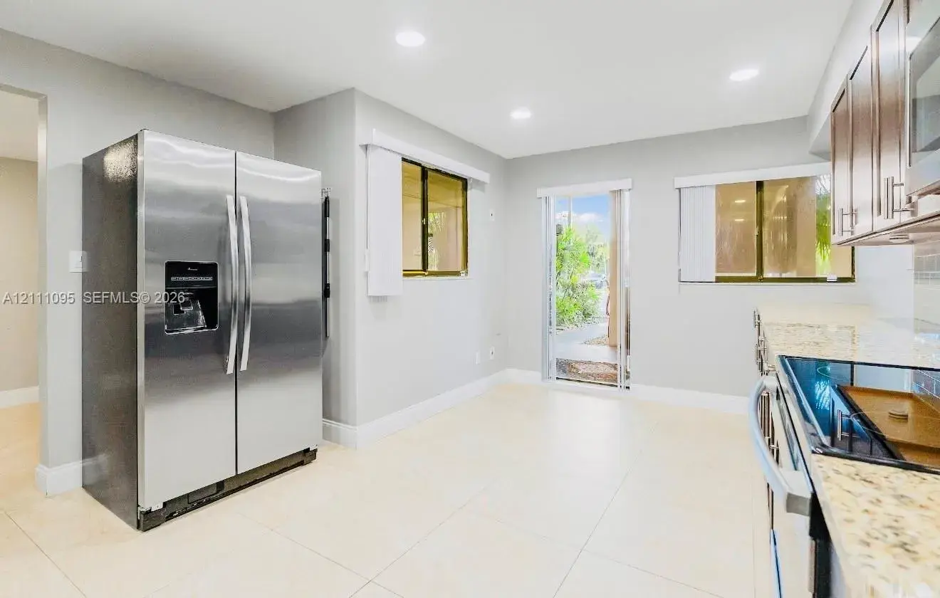 120 SW 96th Ter # 104, Plantation FL 33324
