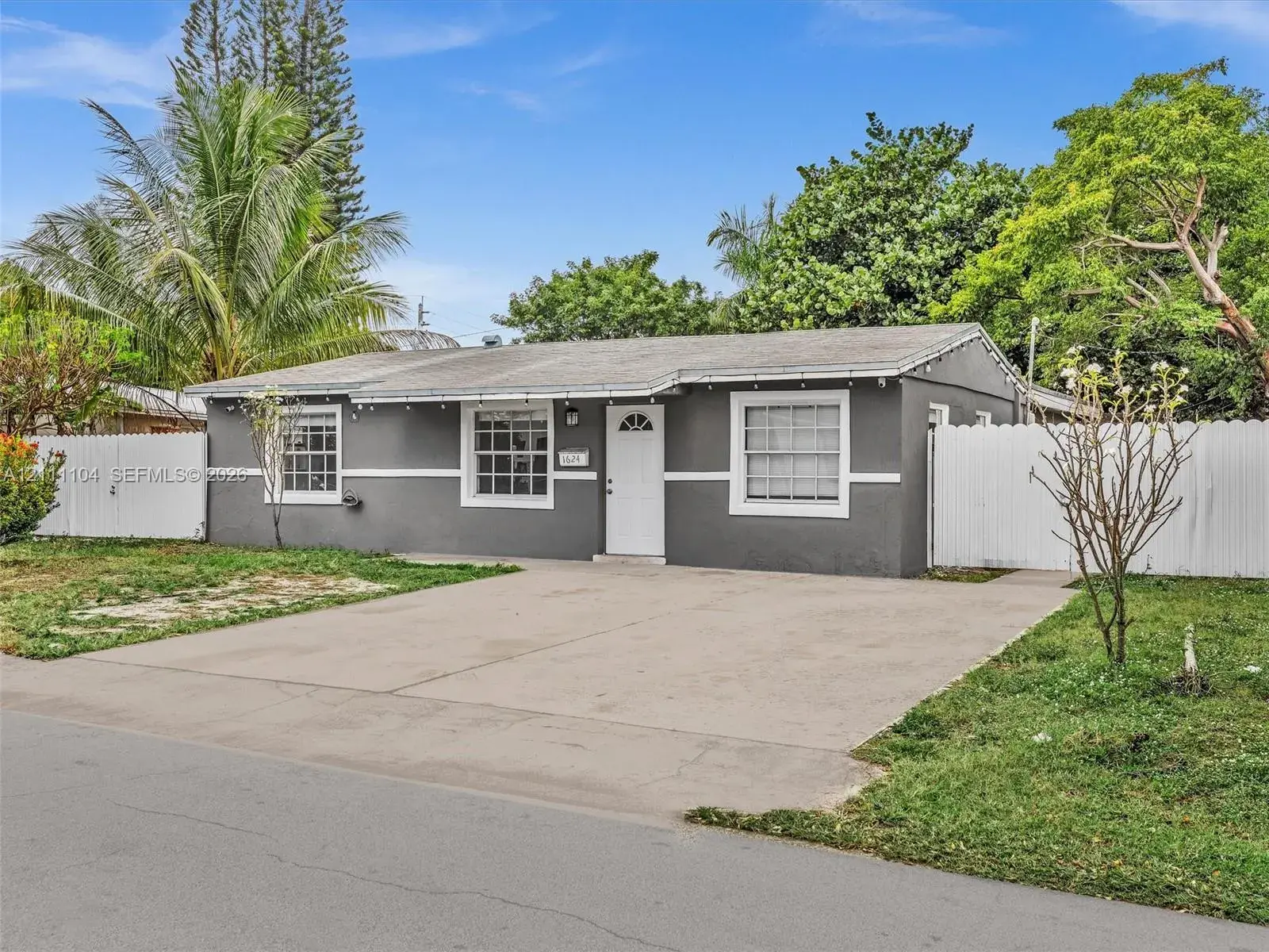 1624 S 23rd Ave, Hollywood FL 33020