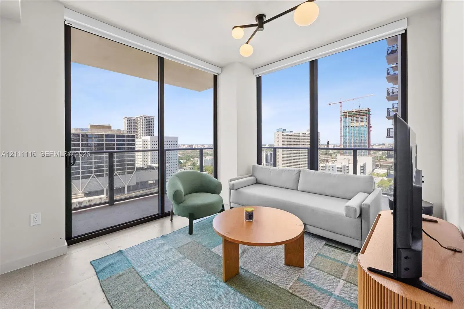 11 NE 6th St # 2214, Miami FL 33132