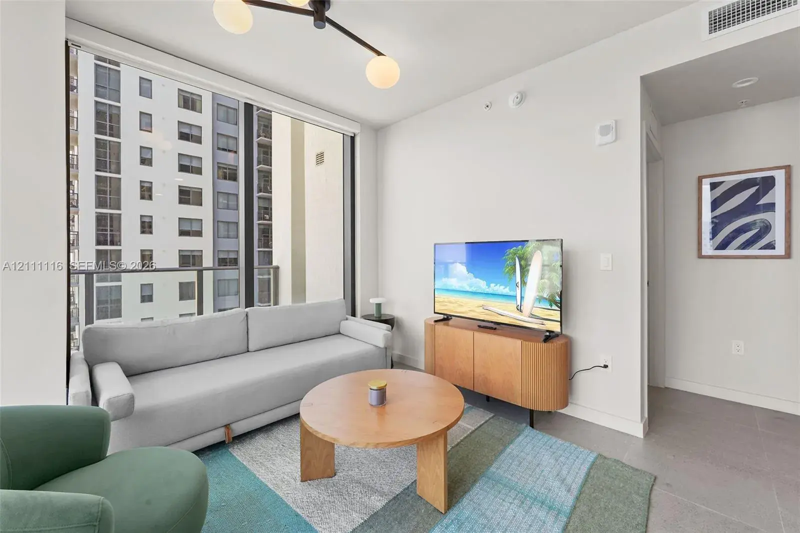 11 NE 6th St # 2214, Miami FL 33132