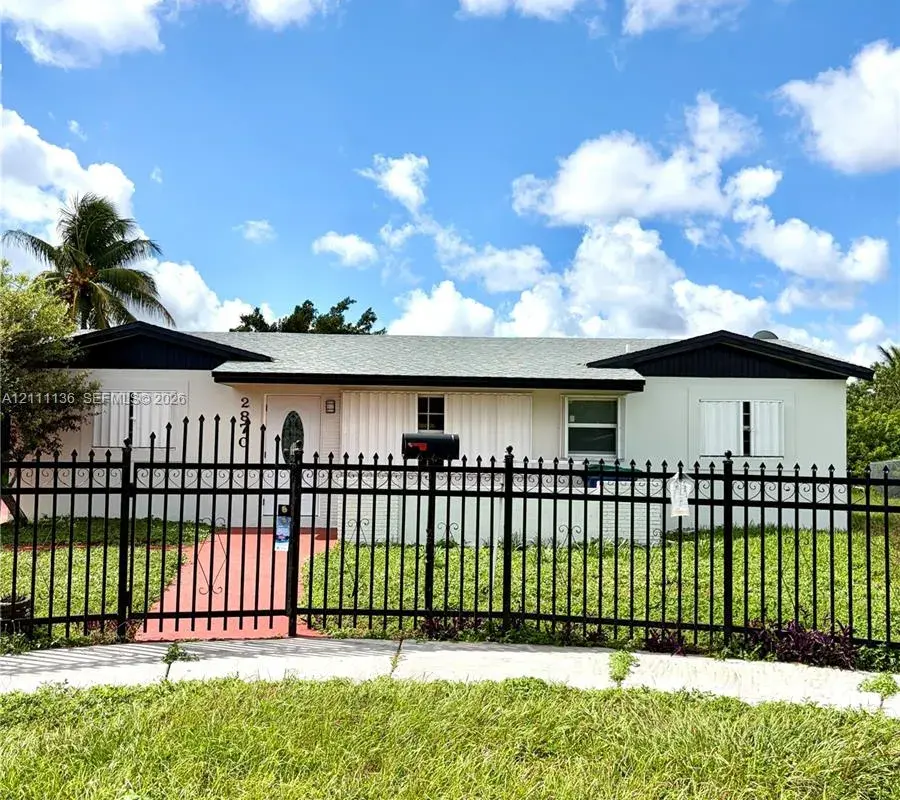 2870 NW 205th St, Miami Gardens FL 33056