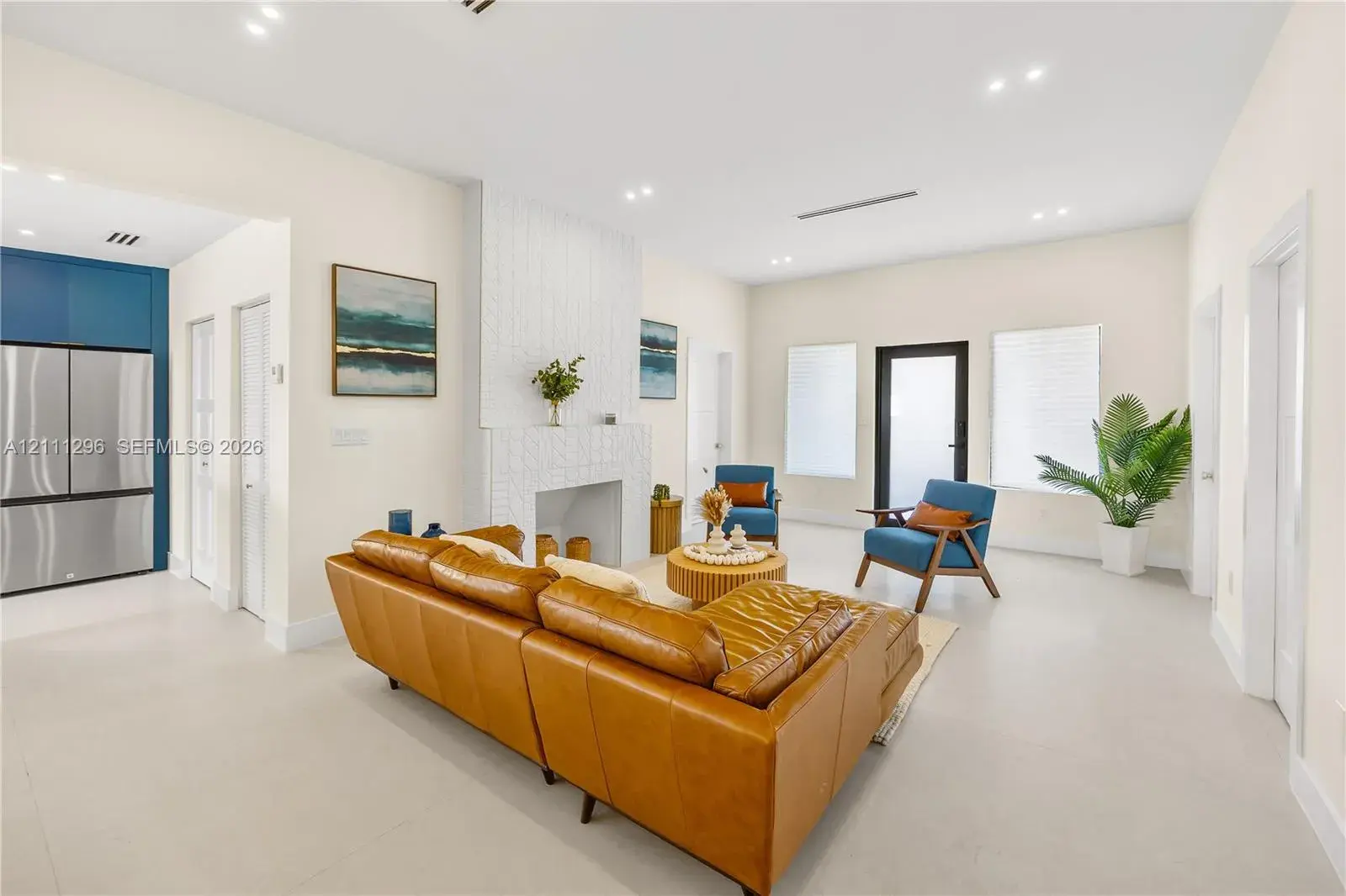 862 NE 82nd St, Miami FL 33138