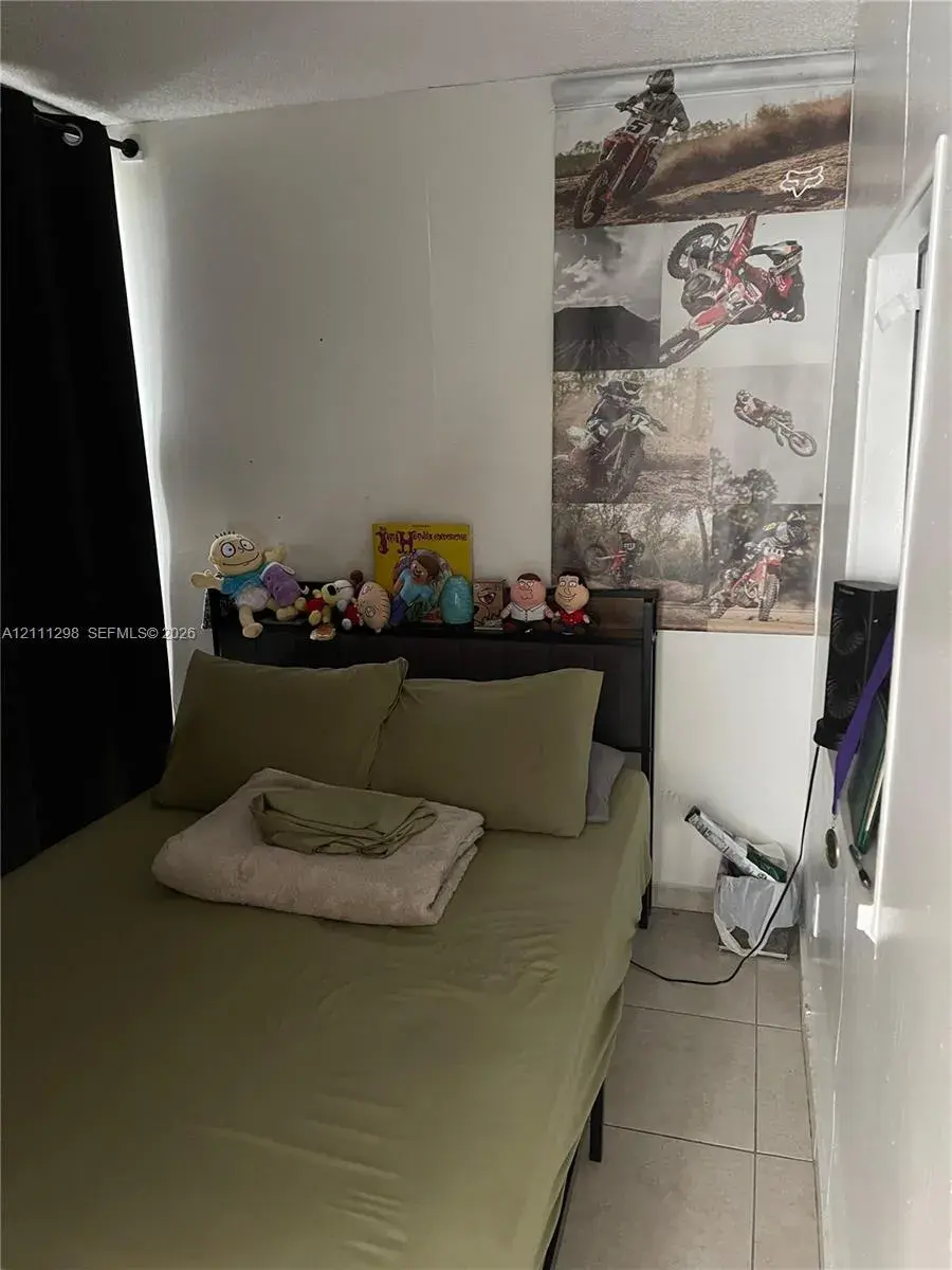 210 172nd St # 323, Sunny Isles Beach FL 33160