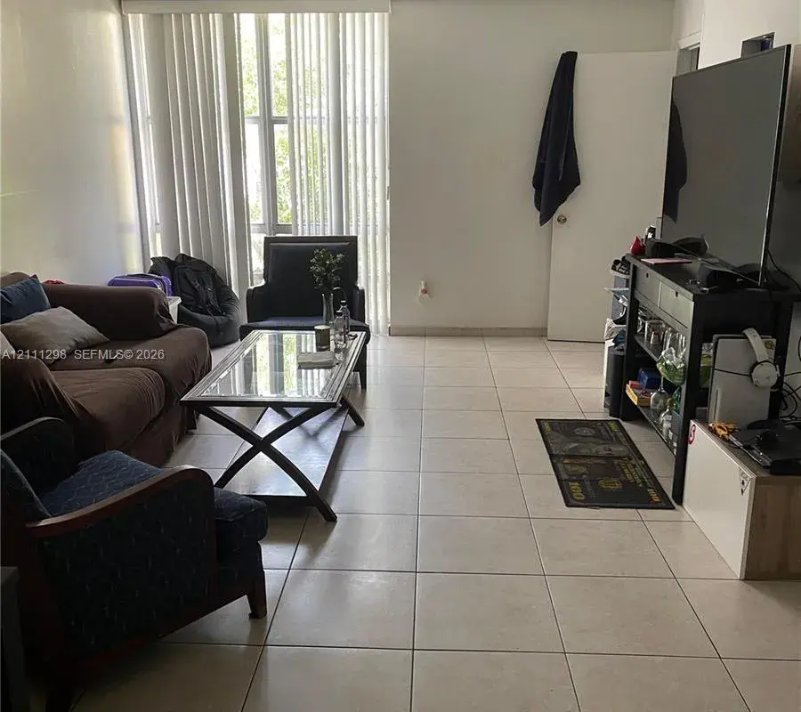 210 172nd St # 323, Sunny Isles Beach FL 33160