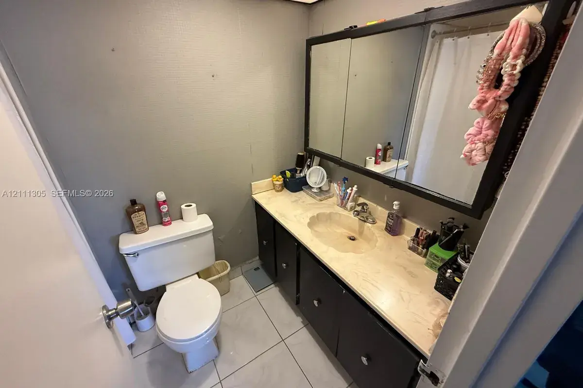 210 172nd St # 529, Sunny Isles Beach FL 33160
