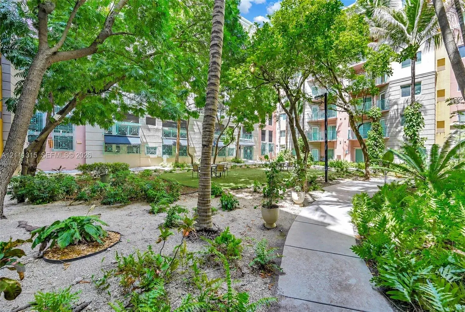 6001 SW 70th St # 640, South Miami FL 33143