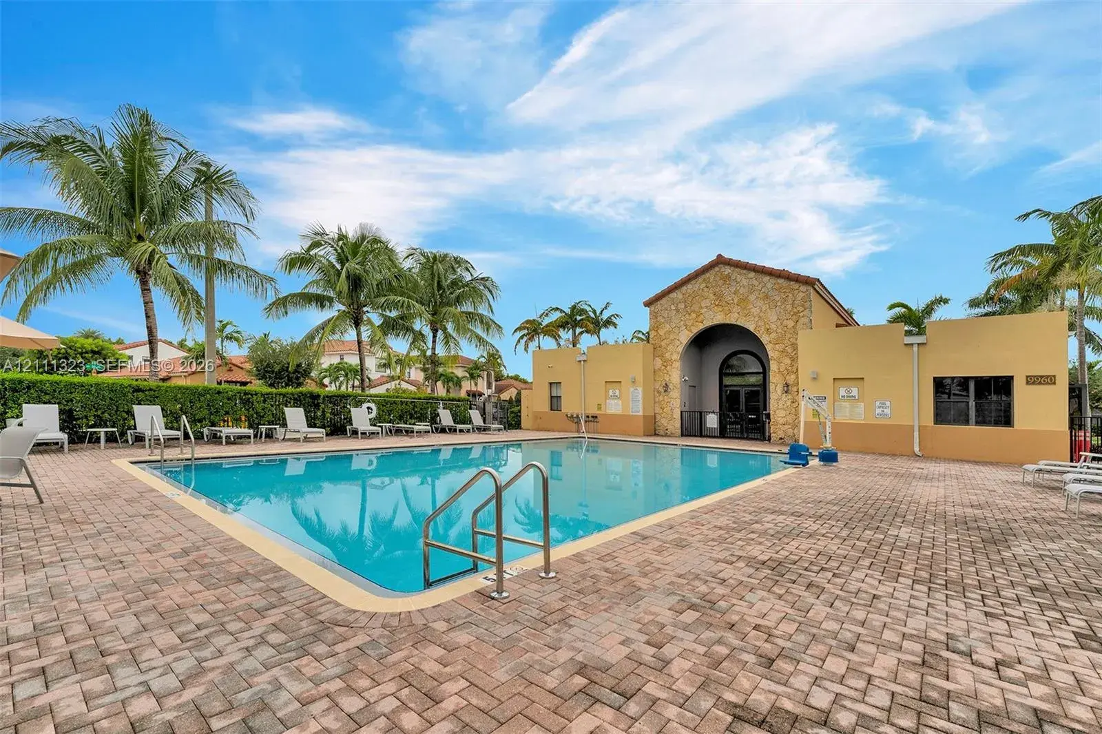 9770 NW 10th St, Miami FL 33172