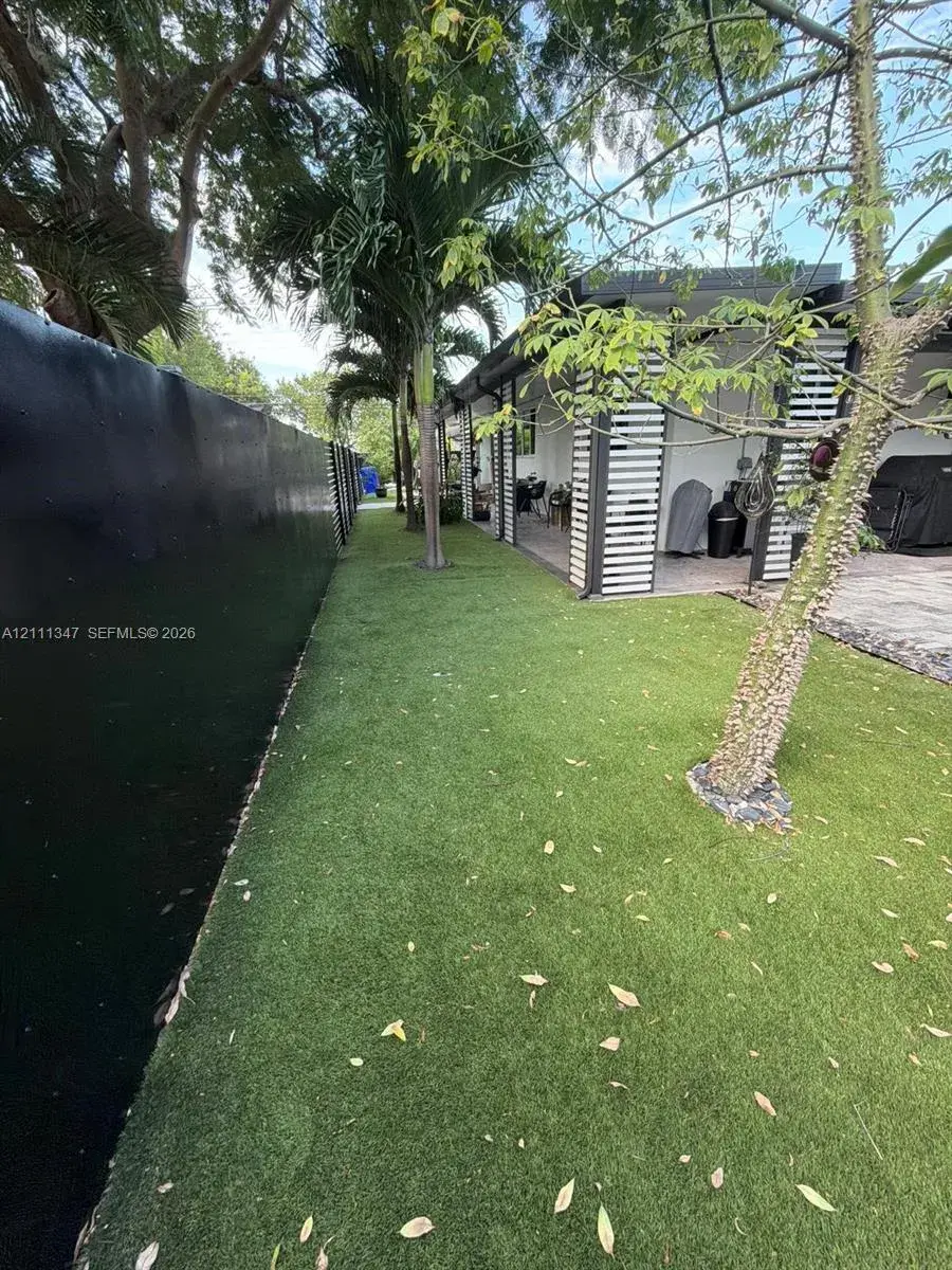 411 SW 51st Ct, Miami FL 33134