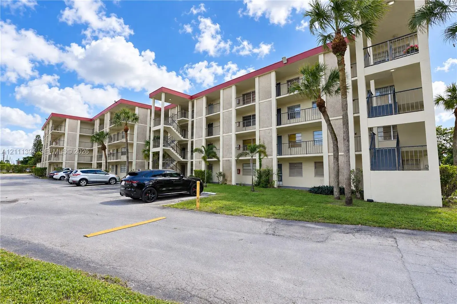 3099 NW 48th Ave # 260, Lauderdale Lakes FL 33313