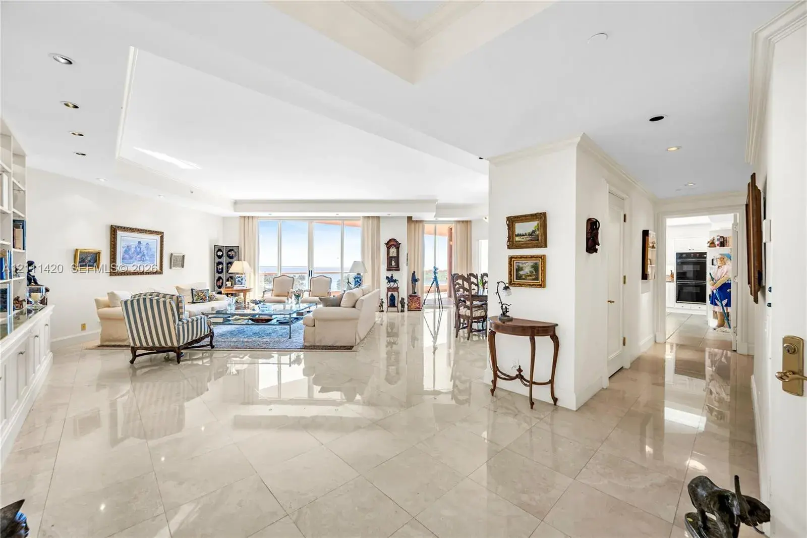 10 Edgewater Dr # 10E, Coral Gables FL 33133