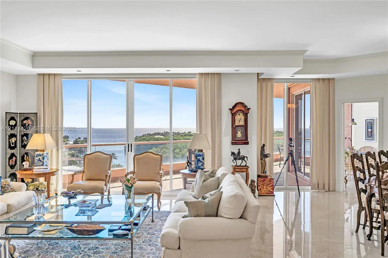 10 Edgewater Dr # 10E, Coral Gables FL 33133