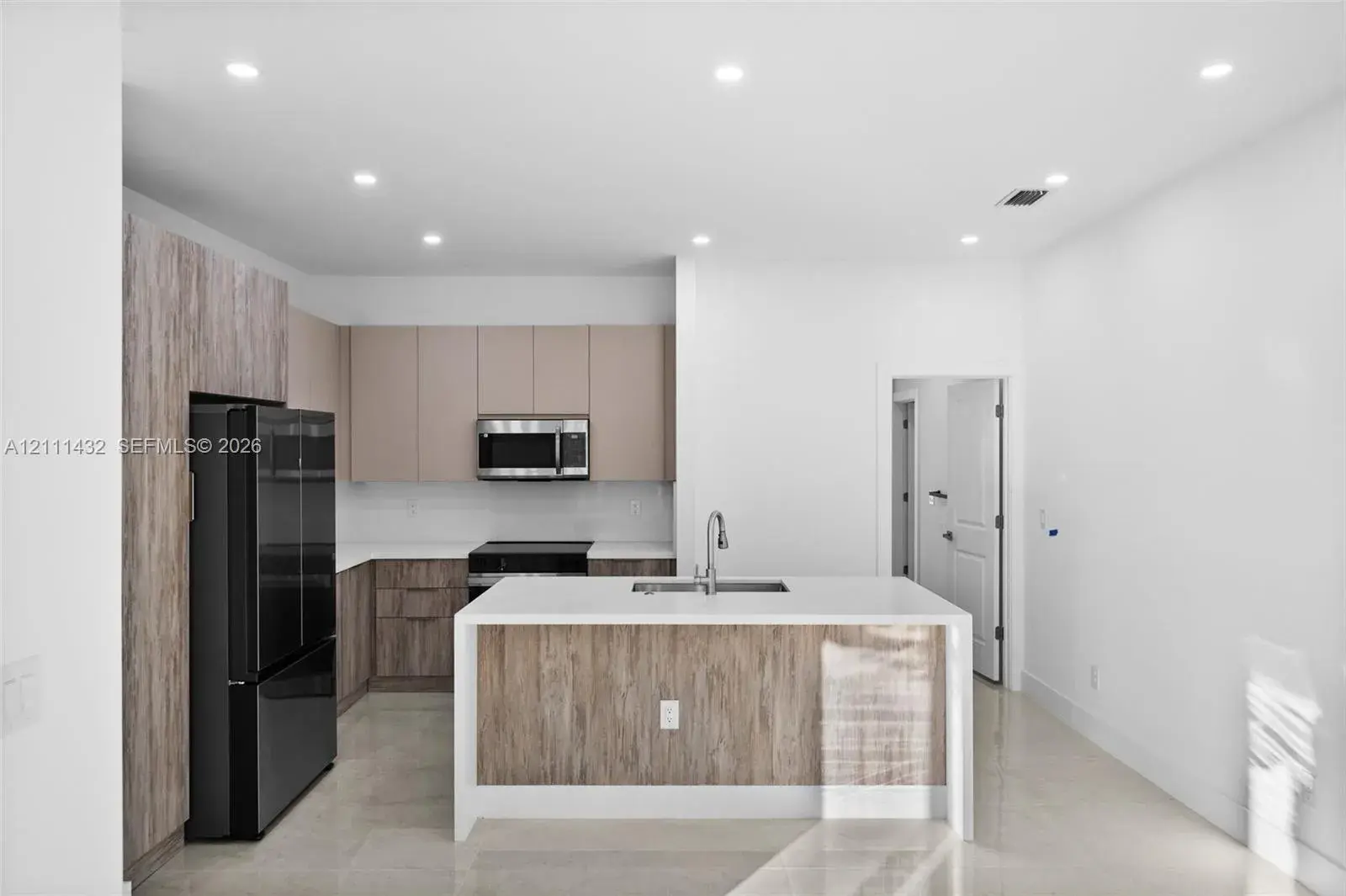 2814 NW 5th Ter, Cape Coral FL 33993