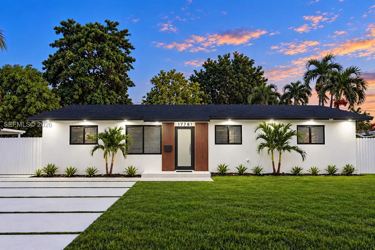 17781 SW 113th Ave, Miami FL 33157