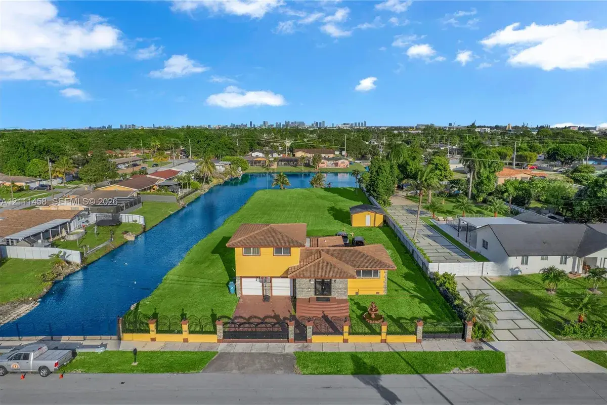 17135 NW 19th Ave, Miami Gardens FL 33056