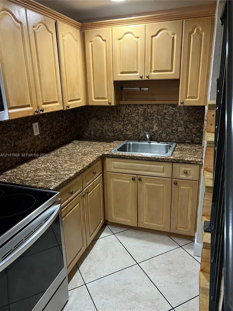 8005 W 6th Ave # H, Hialeah FL 33014