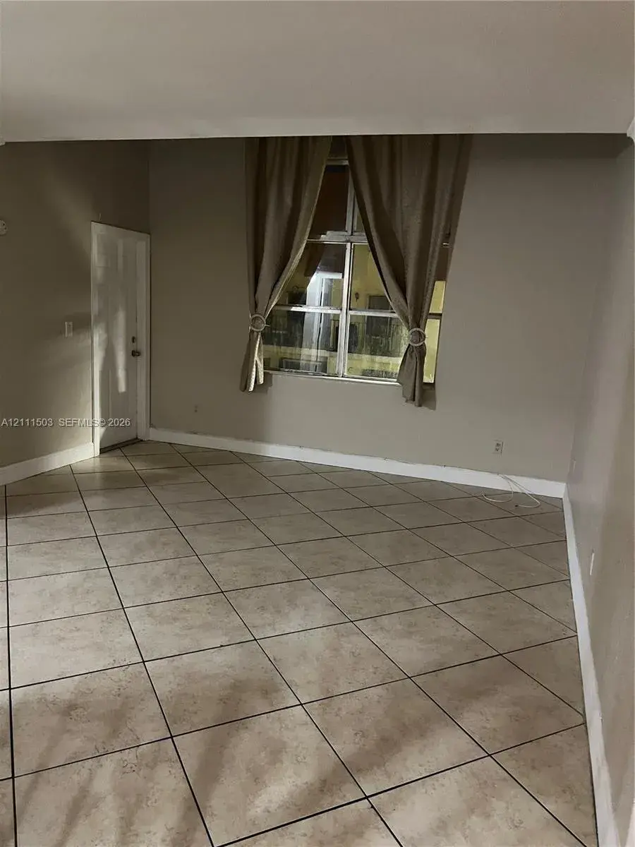 8005 W 6th Ave # H, Hialeah FL 33014