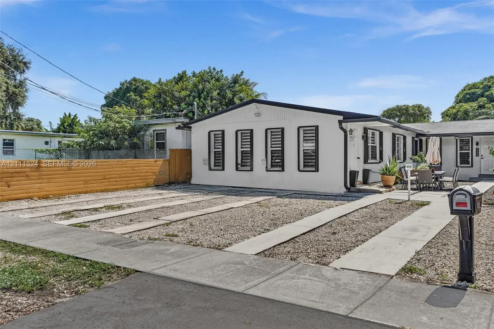 1170 NE 112th St, Miami FL 33161