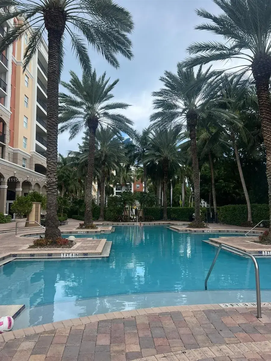 17150 N Bay Rd # 2218, Sunny Isles Beach FL 33160