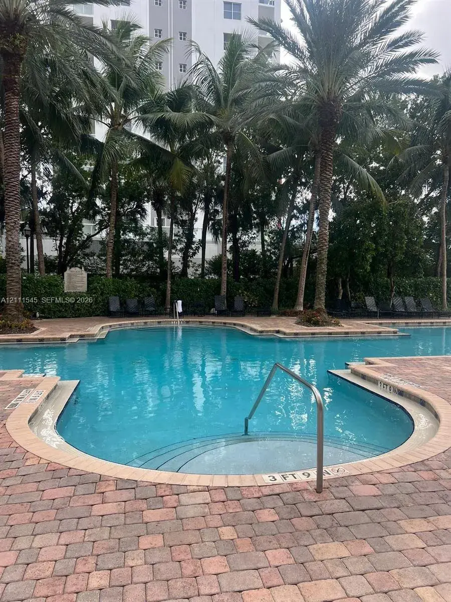 17150 N Bay Rd # 2218, Sunny Isles Beach FL 33160