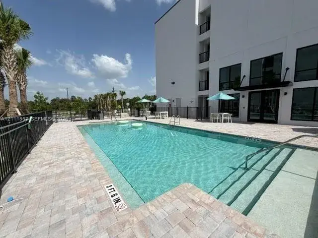 16341 N Cleveland Ave # 2107, North Fort Myers FL 33903