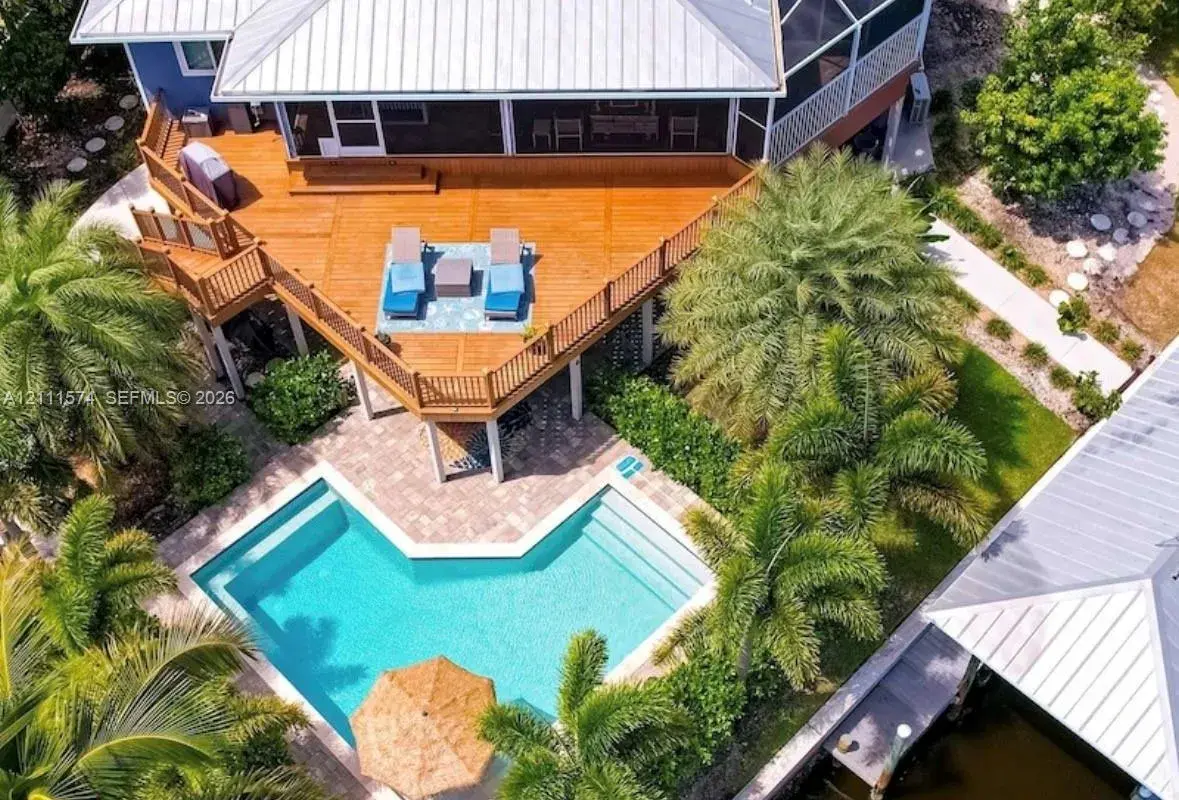 3544 Ruby Ave, Saint James City FL 33956