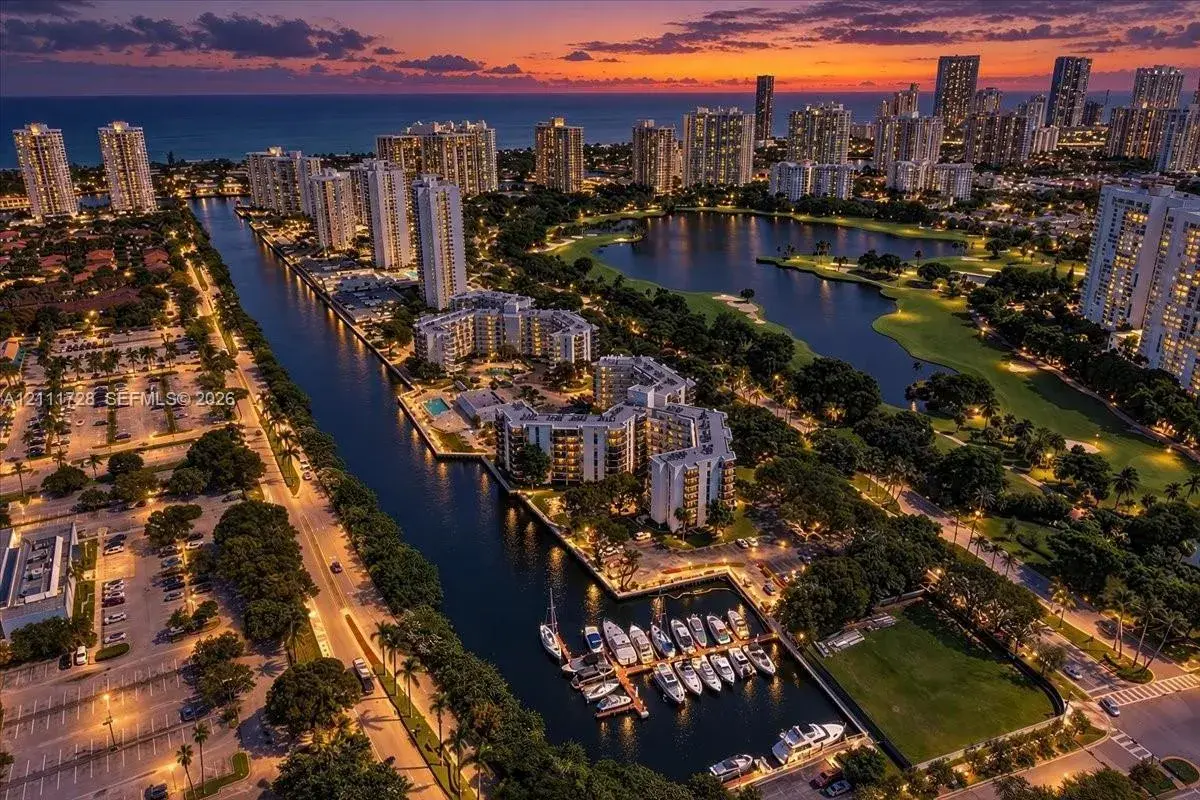 3401 N Country Club Dr # 110, Aventura FL 33180