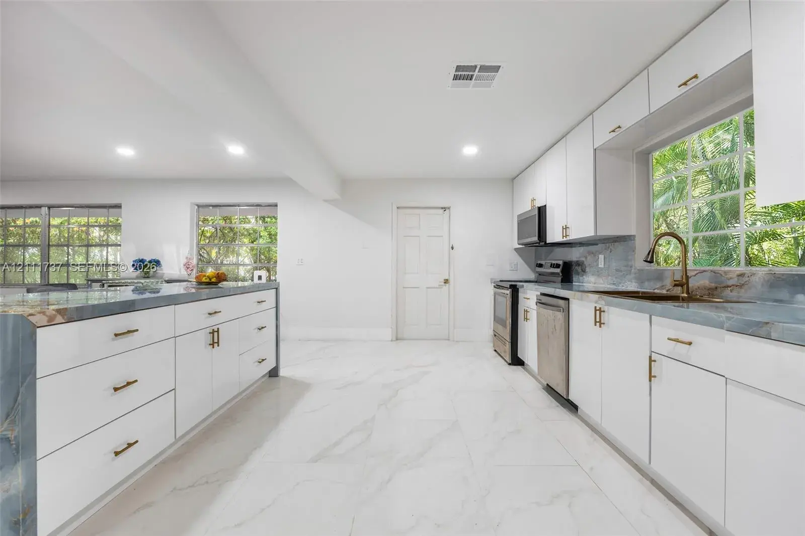 528 Sevilla Ave, Coral Gables FL 33134