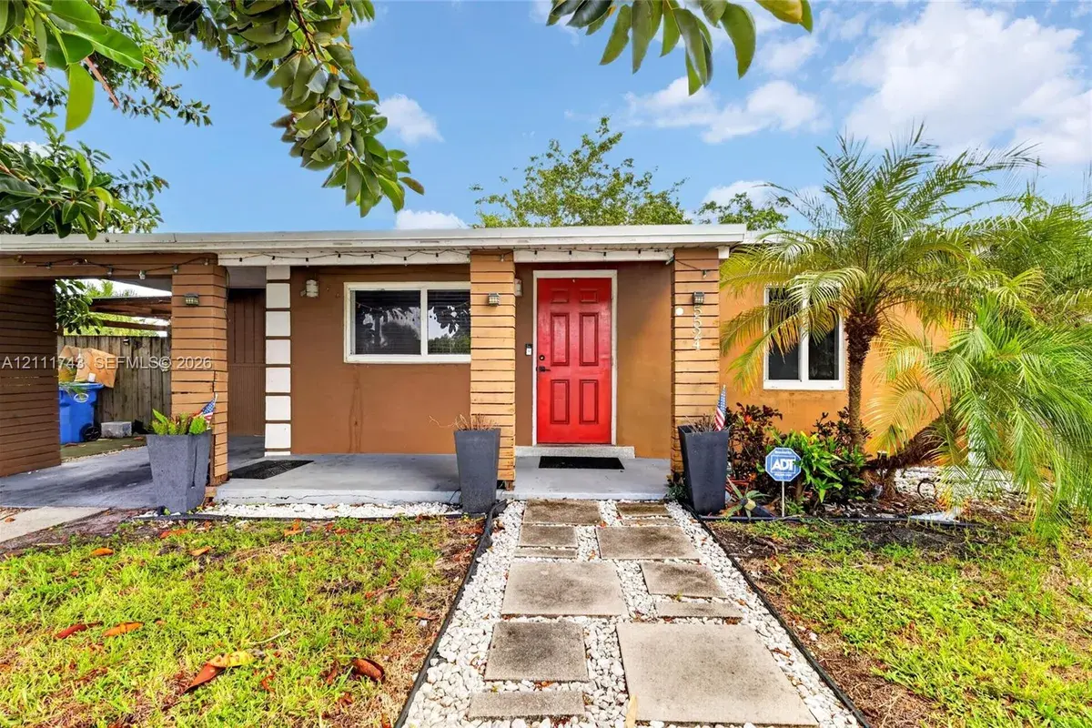 5524 N Andrews Ave, Oakland Park FL 33309