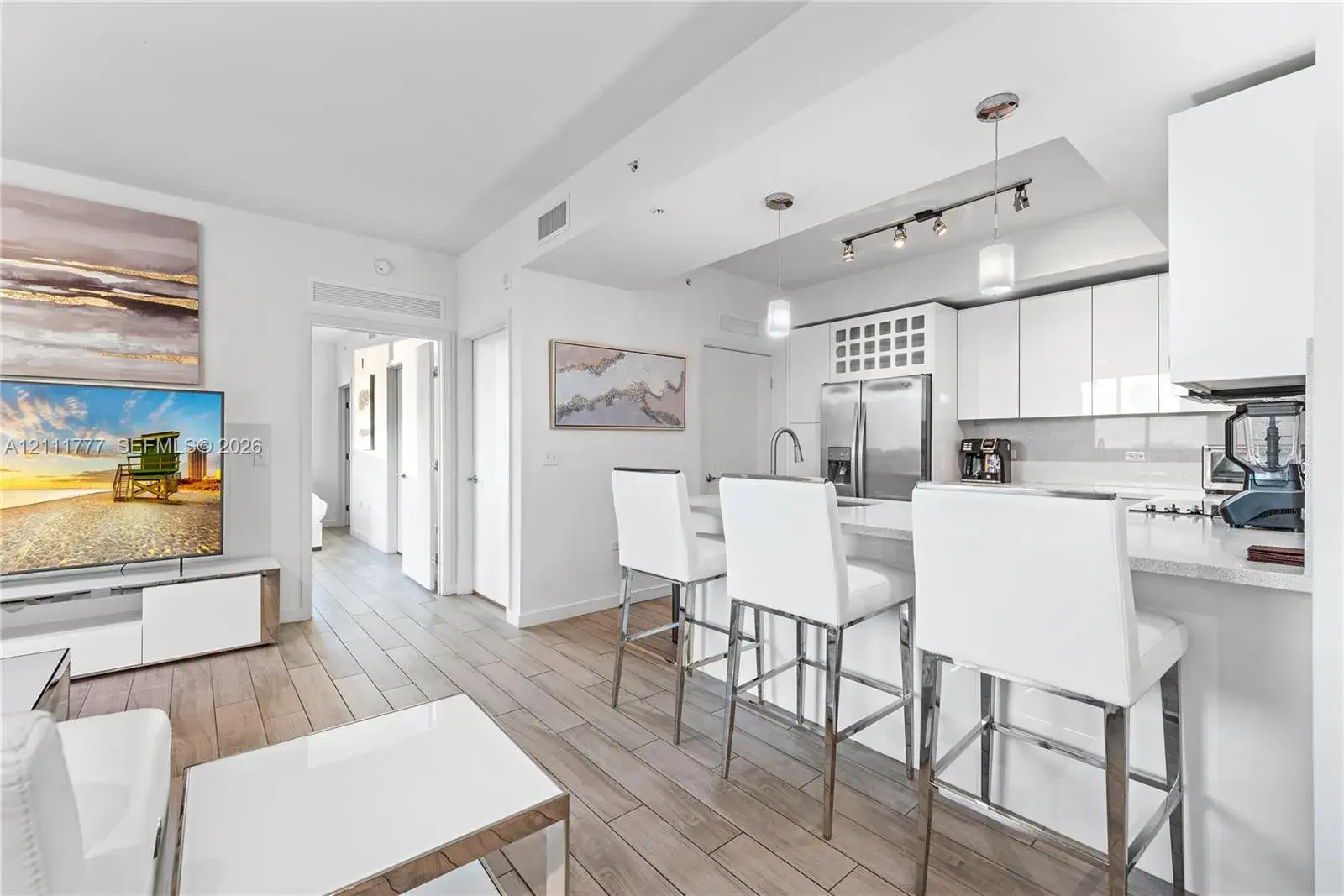 999 SW 1st Ave # 2204, Miami FL 33130