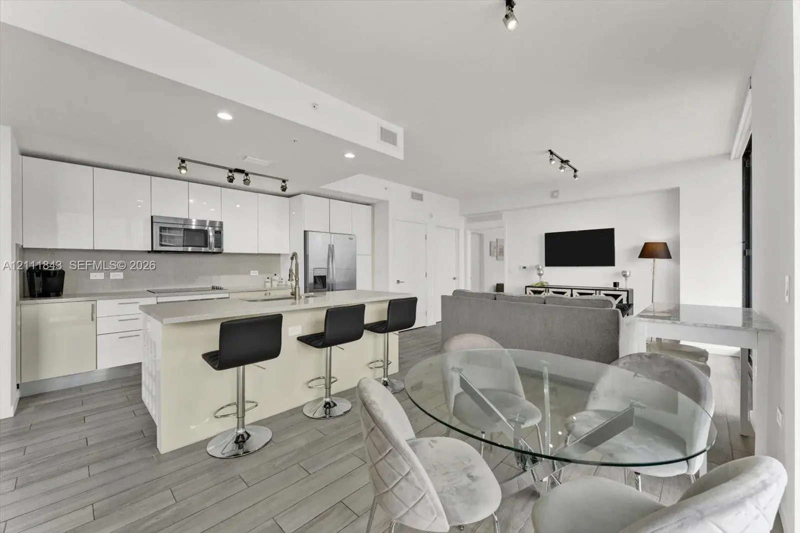 999 SW 1st Ave # 1903, Miami FL 33130