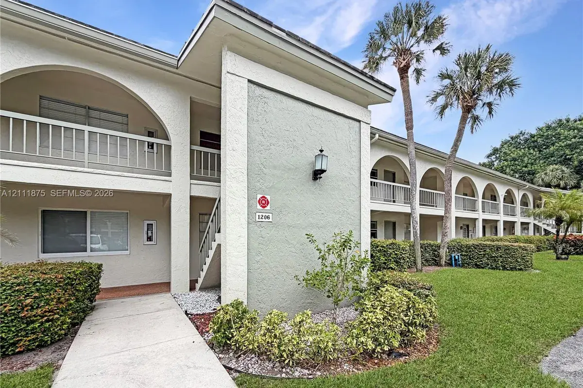 1206 Bahama Bnd # C1, Coconut Creek FL 33066