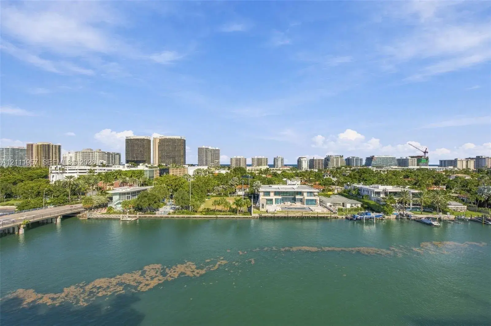 9521 E Bay Harbor Dr # 904, Bay Harbor Islands FL 33154