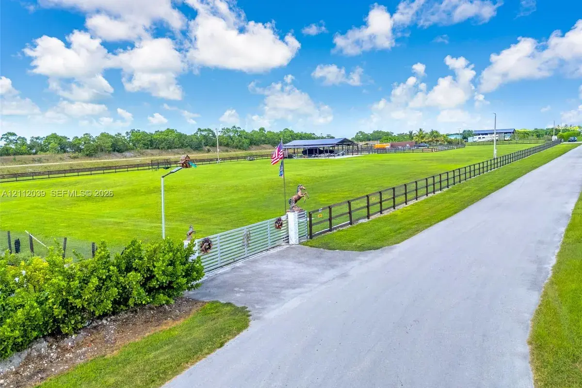 25000 sw 227th ave, Homestead FL 33031