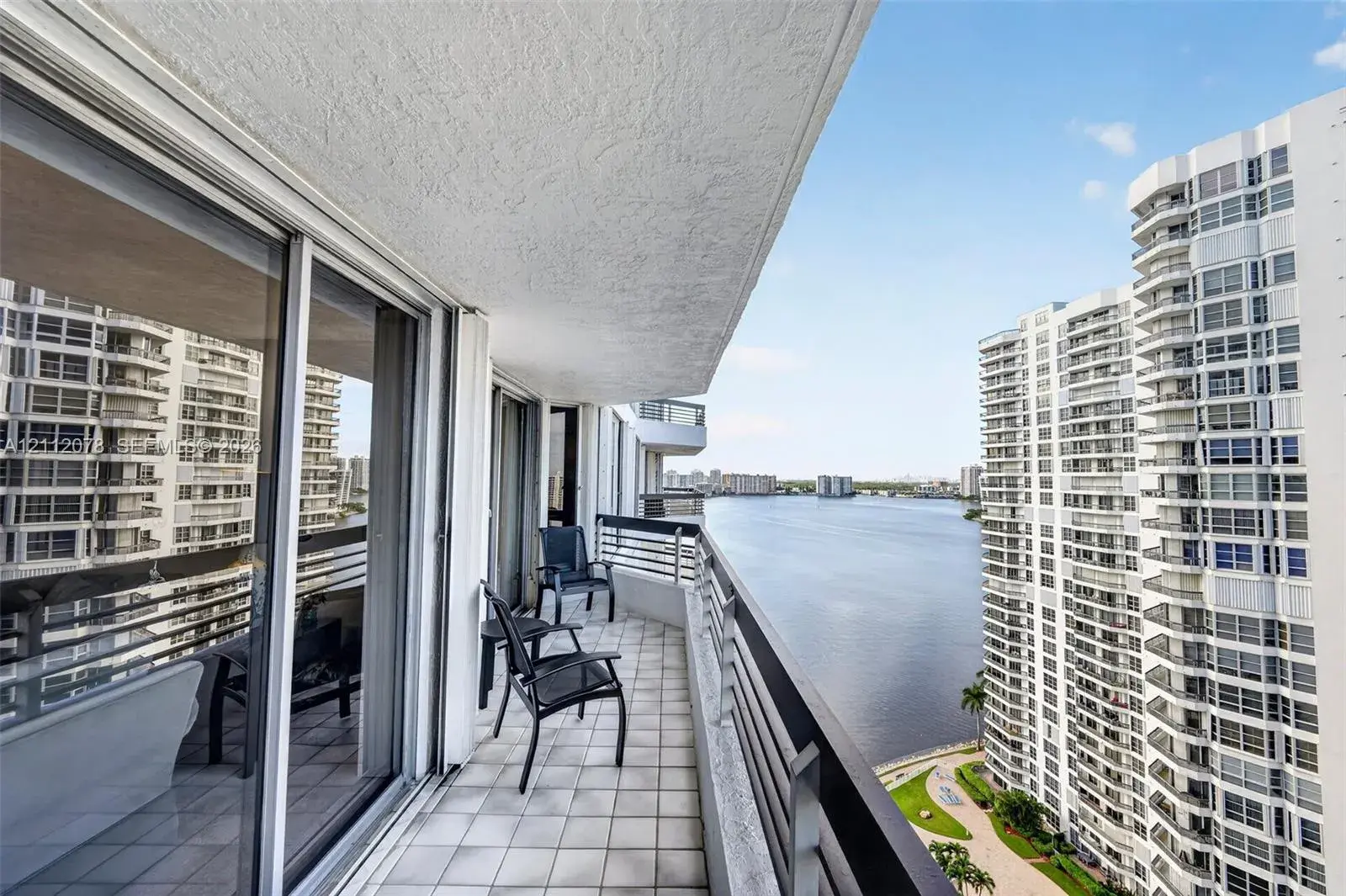 19195 NE 36th Ct # 2202, Aventura FL 33180