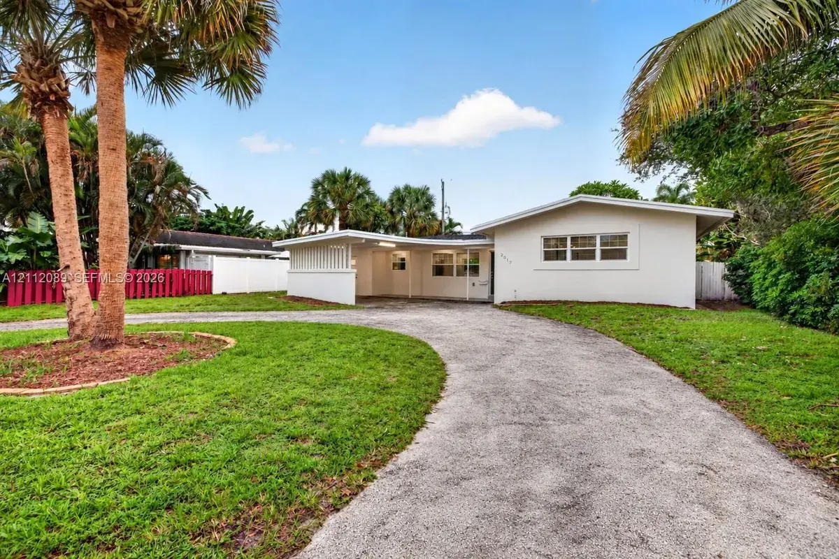 2017 NE 29th Ct, Fort Lauderdale FL 33306