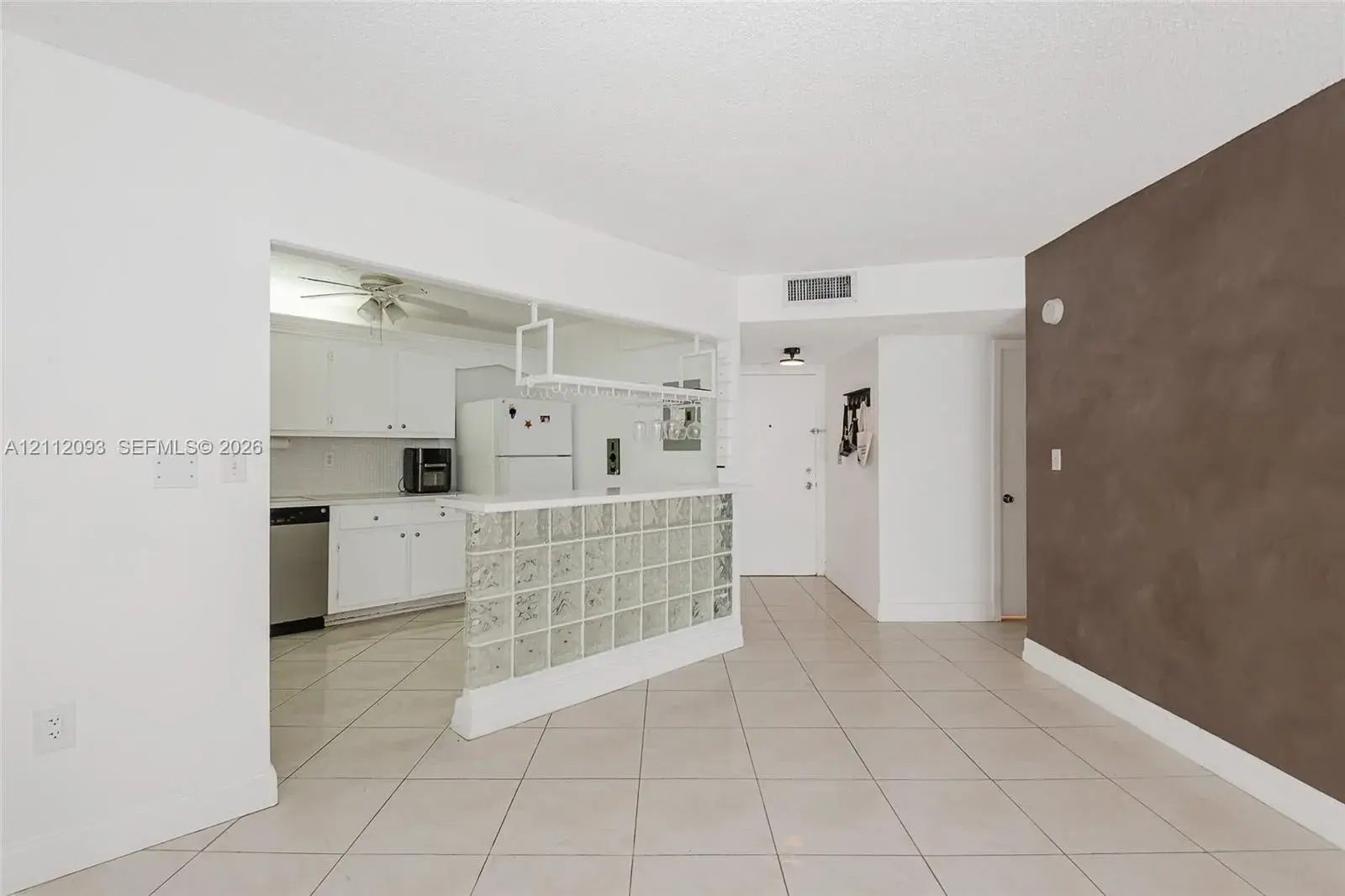 2750 NE 183rd St # 1612, Aventura FL 33160