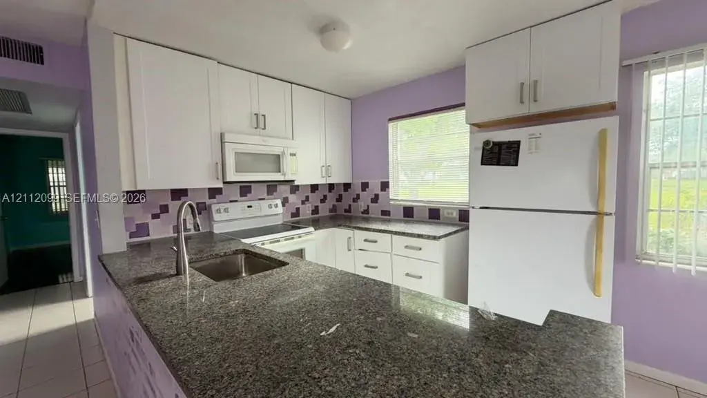 256 Fanshaw G # 2560, Boca Raton FL 33434