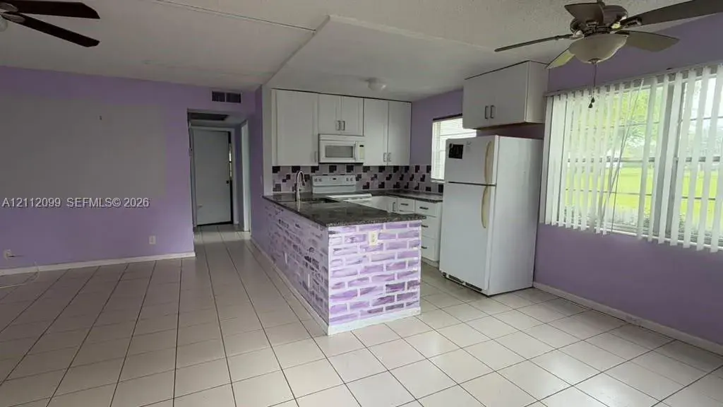 256 Fanshaw G # 2560, Boca Raton FL 33434