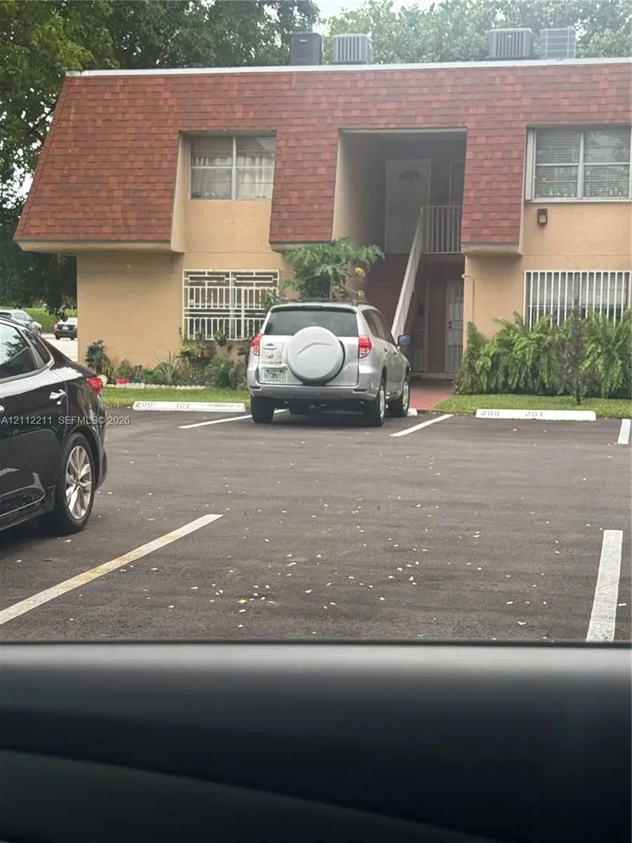 200 NW 107th Ave # 201, Miami FL 33172