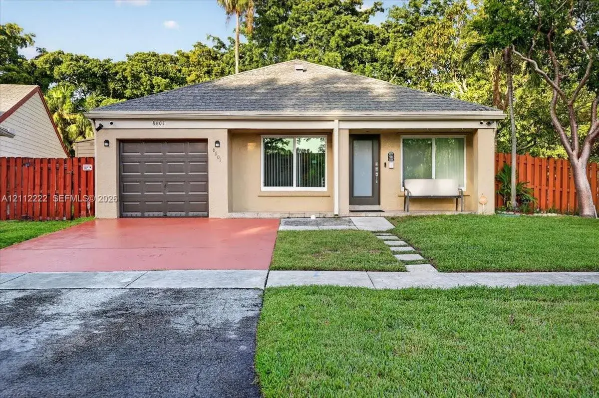 8601 SW 16th St, Pembroke Pines FL 33025