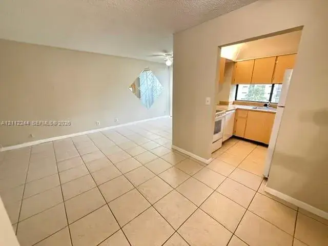 17011 N Bay Rd # 415, Sunny Isles Beach FL 33160