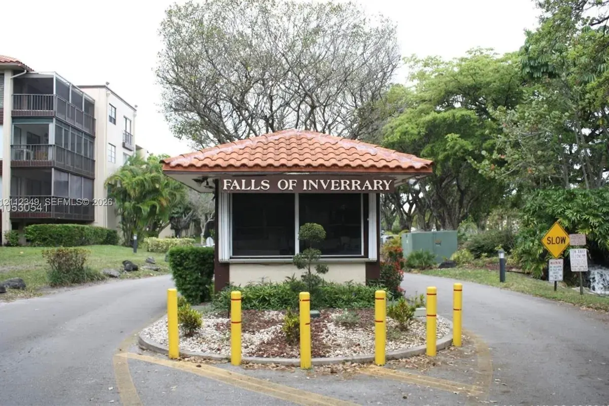 6361 N Falls Cir Dr # 109, Lauderhill FL 33319