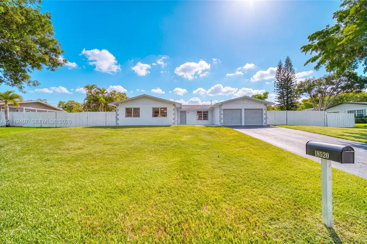 18520 SW 88th Rd, Cutler Bay FL 33157