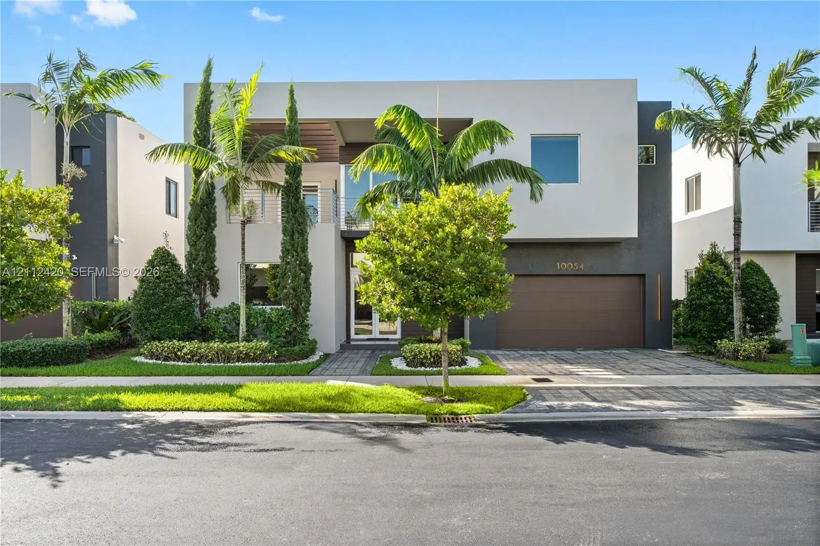 10054 NW 76th Ter, Doral FL 33178