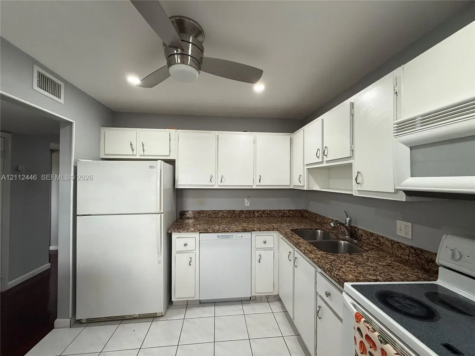 6100 S Falls Cir Dr # 411, Lauderhill FL 33319