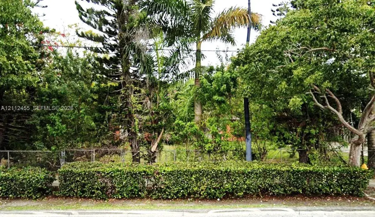 330 NW 127th Ave, Miami FL 33182