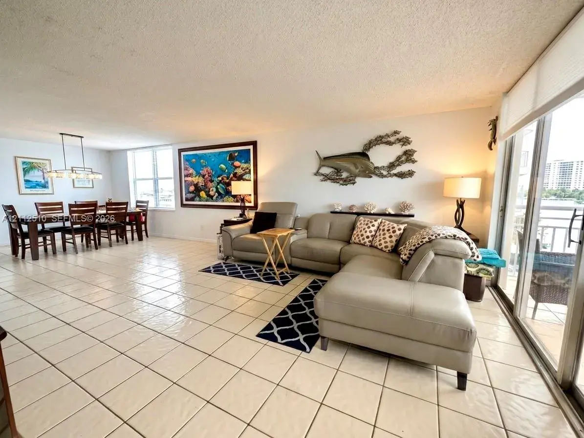 9250 W Bay Harbor Dr # 4A, Bay Harbor Islands FL 33154