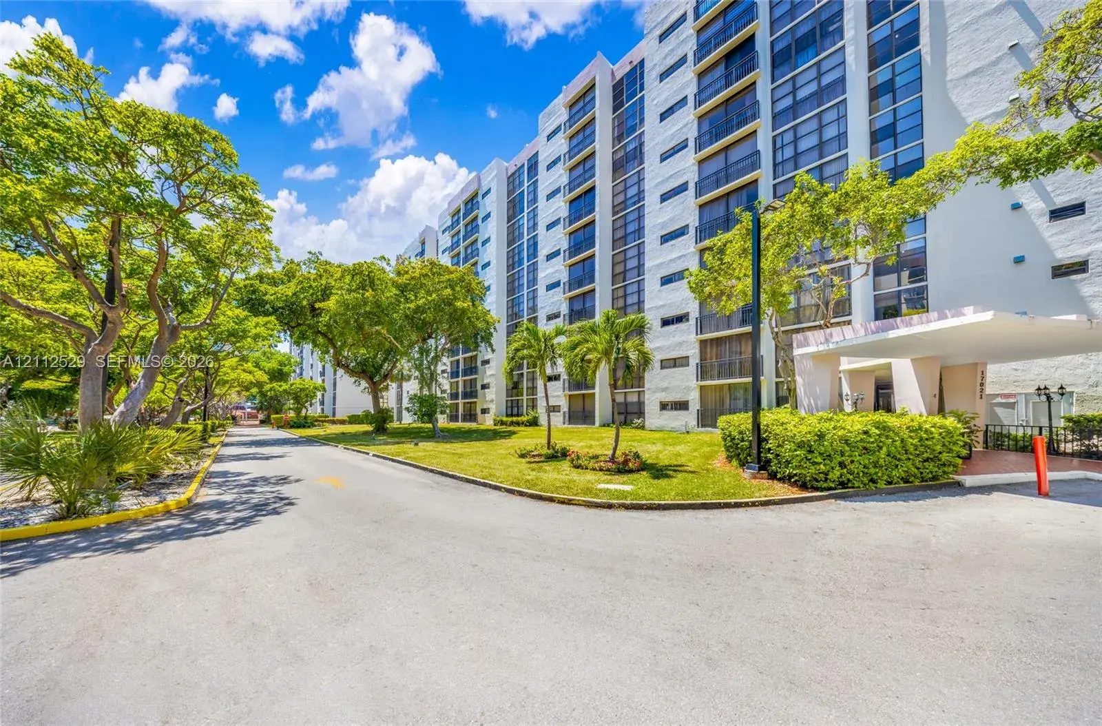 17021 N Bay Rd # 101, Sunny Isles Beach FL 33160