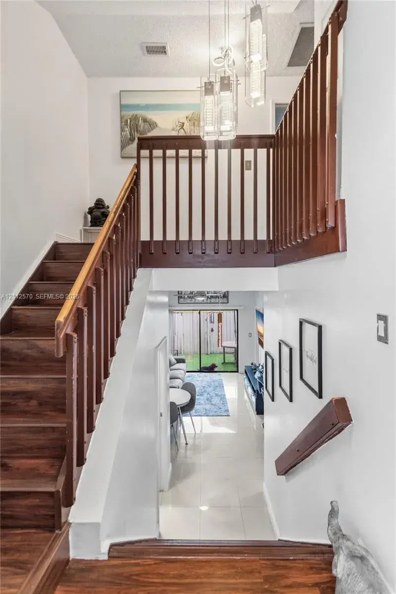 311 SW 95th Ter, Pembroke Pines FL 33025